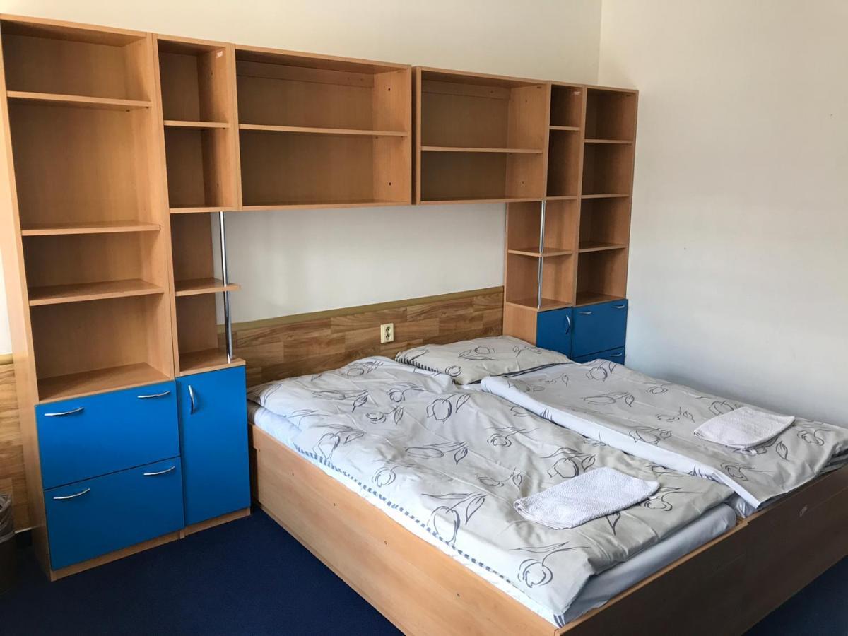 Hostel Masarykova Prága Kültér fotó